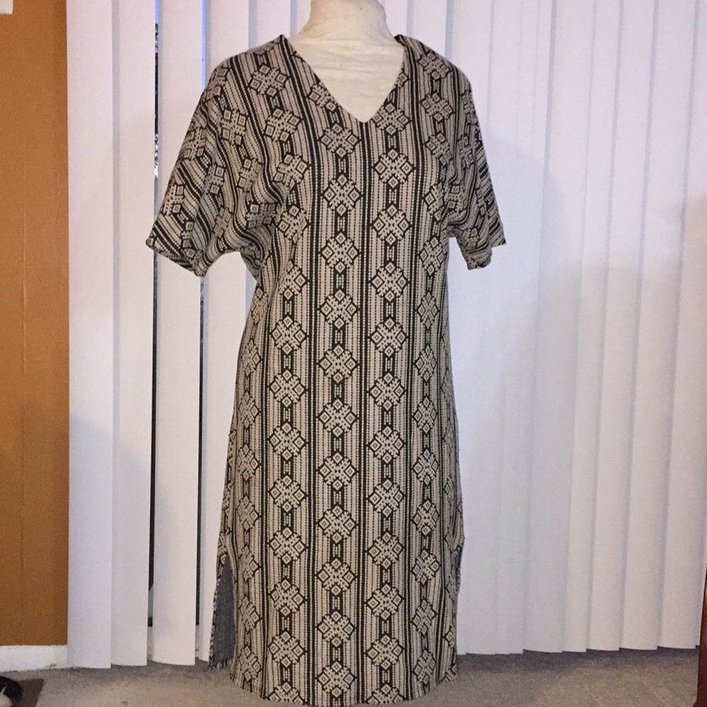 Bordeaux sheath dress